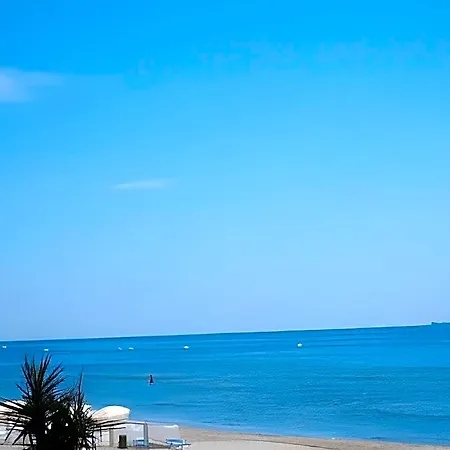 Heliopolis Village Naturiste Cap D'agde Agde