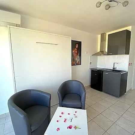 Heliopolis Village Naturiste Cap D'agde Hotel 4*