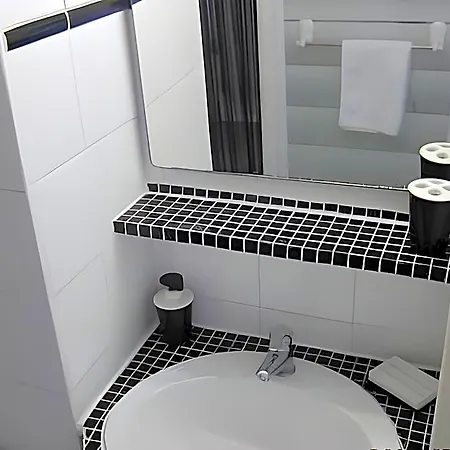 Heliopolis Village Naturiste Cap D'agde Hotel